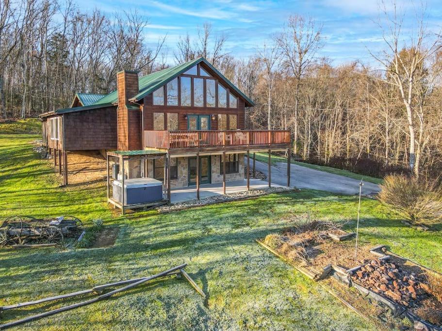 Dog Friendly! Views! Hot Tub! Close To Pf! Gsmnp Севьервилл Экстерьер фото