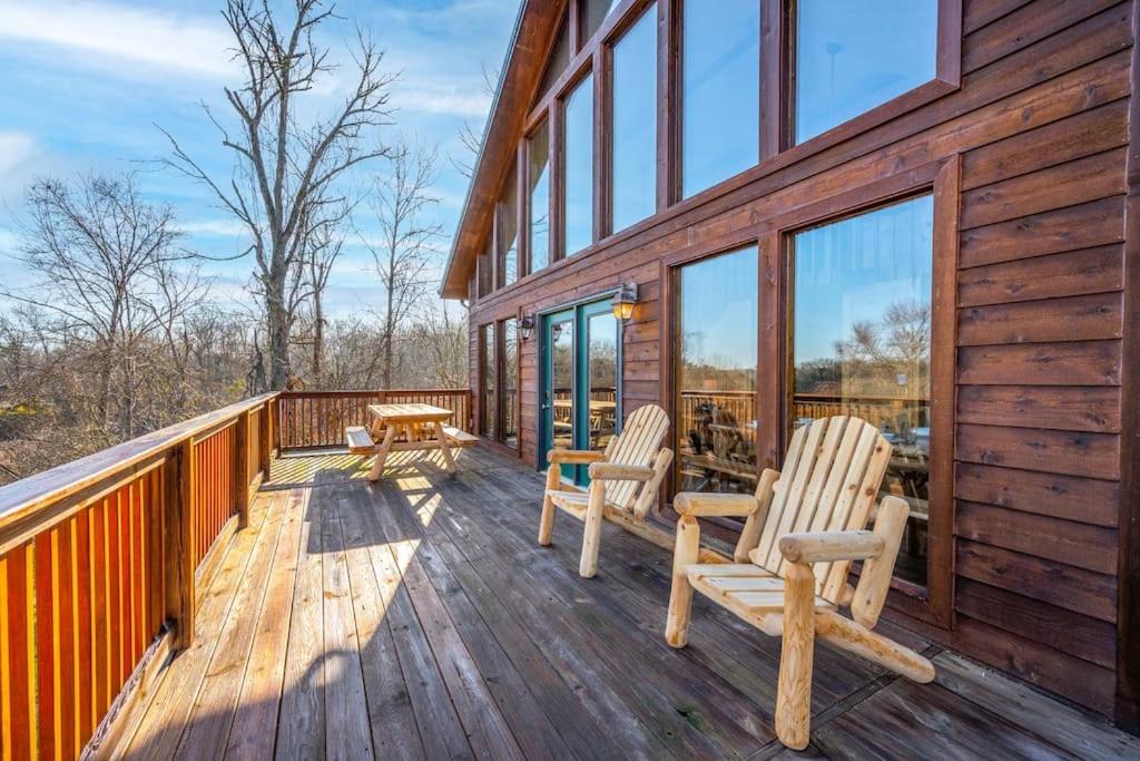 Dog Friendly! Views! Hot Tub! Close To Pf! Gsmnp Севьервилл Экстерьер фото